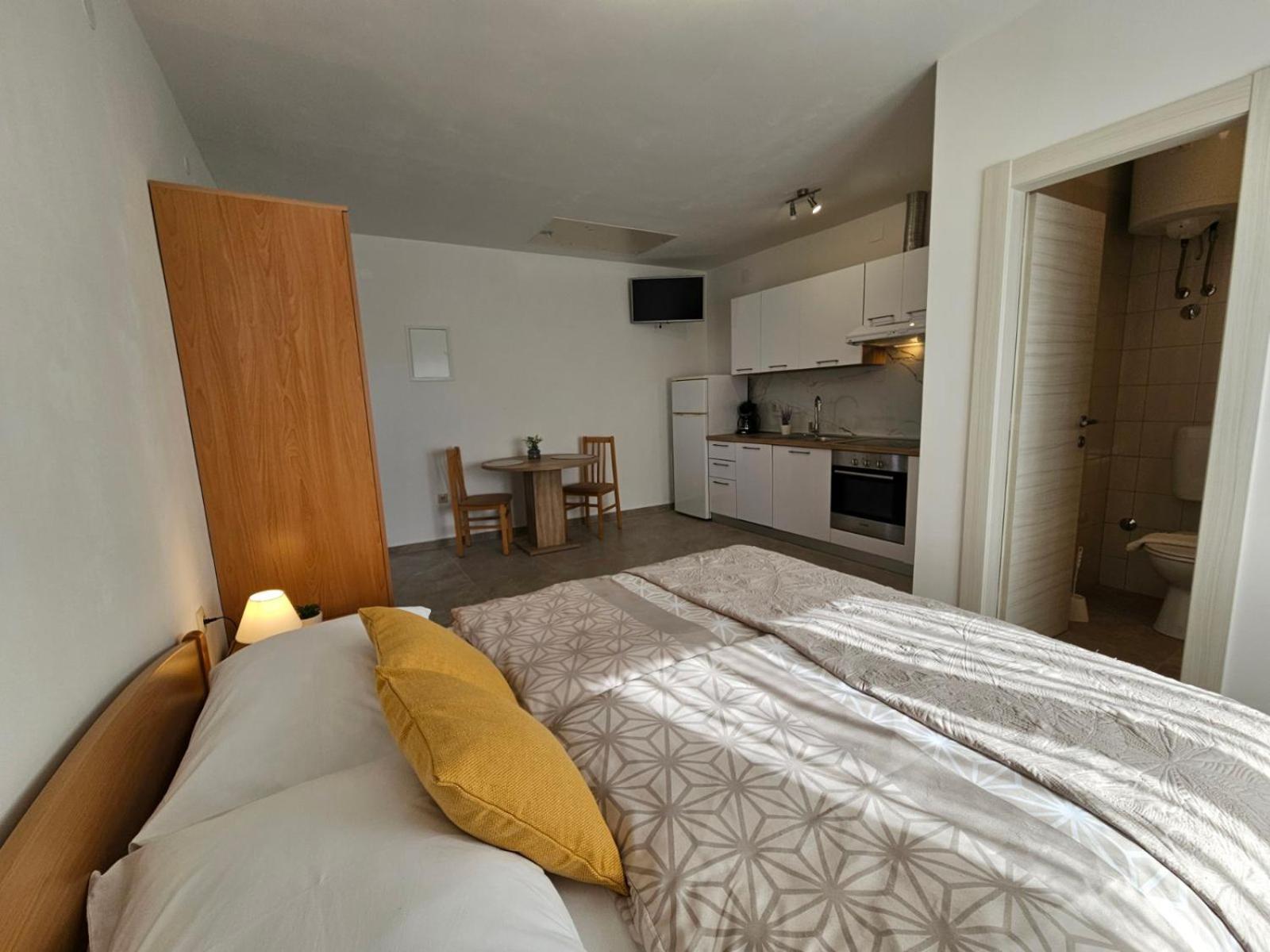 Studio Busilak Vrh  Extérieur photo